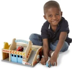 Melissa & Doug Parkhaus Mit Tankstelle Und Waschanlage Aus Holz -Tonies 11154399 04